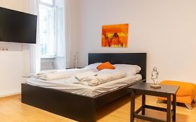 Chic Apartment - Very Central And Well Connected